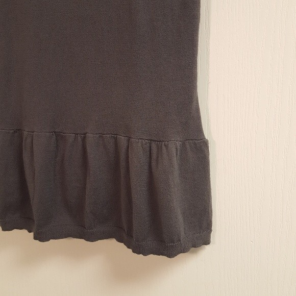 GAP Grey Short Sleeved Sweater NWT - Picture 2 of 4